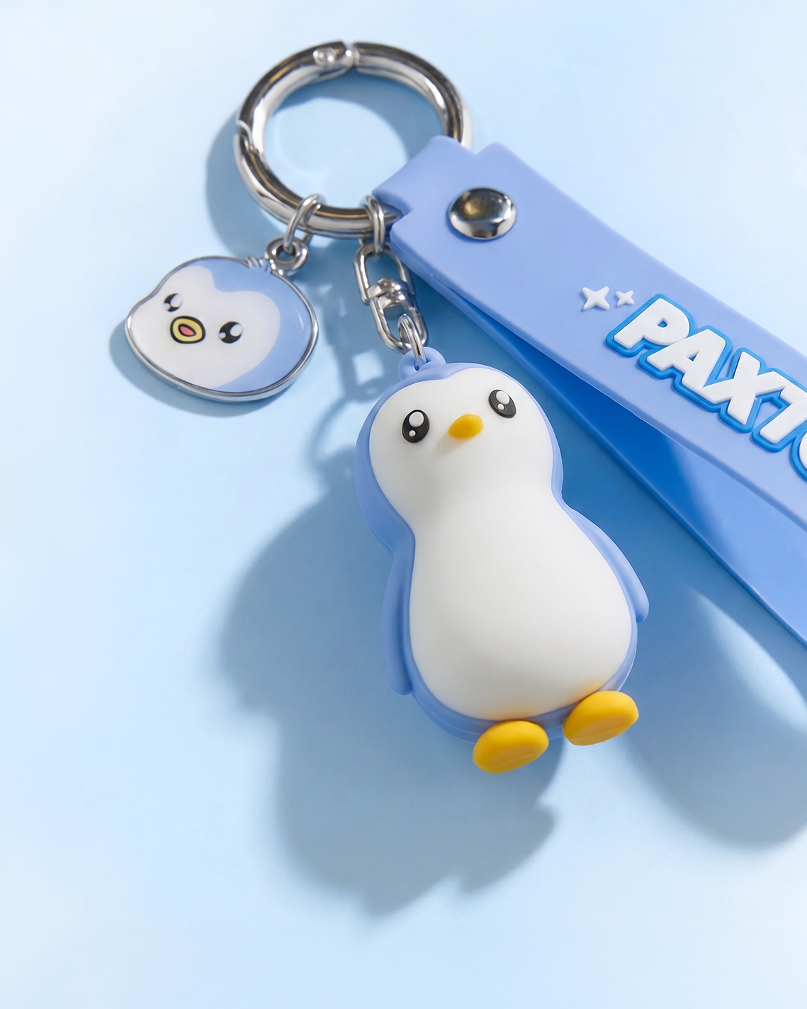 Paxton Pengu Keychain – Pudgy Penguins
