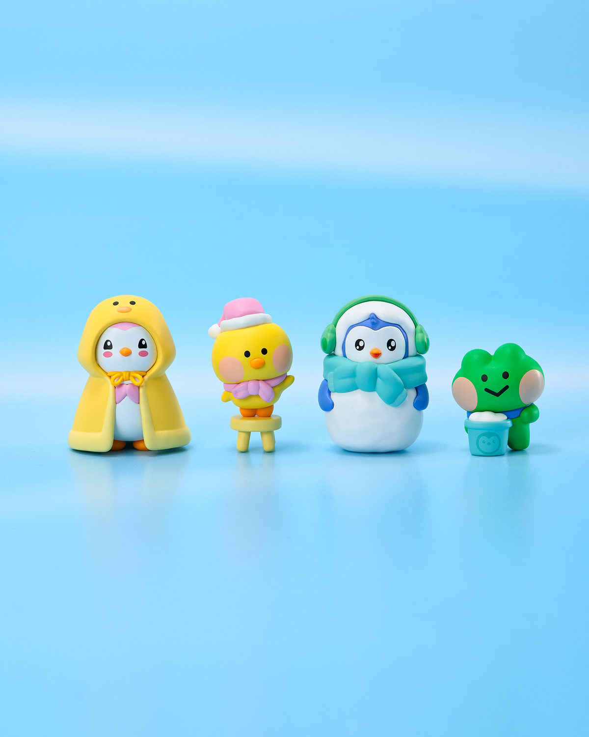 LINE FRIENDS minini x Pudgy Penguins Collectible Figure Set
